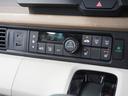 ◆オートエアコン装備◆　お好みの温度を設定をするだけで、後は、自動で風量を調節してくれます！快適にドライブが楽しめます。