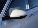◆ドアミラーウインカー◆ドアミラーにウインカーを装備しています。対向車に自身の進行方向を合図し安全に運転できます。
