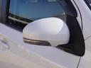 ◆ドアミラーウインカー◆ドアミラーにウインカーを装備しています。対向車に自身の進行方向を合図し安全に運転できます。