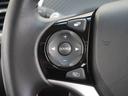 ◆オーディオリモコンスイッチ◆ハンドルにスイッチが装備されてます。視点をそらすことなく、ボリューム調整・オーディオソース切替・選曲が出来ます。安全運転しながら操作が可能になりました。