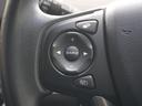 ◆オーディオリモコンスイッチ◆ハンドルにスイッチが装備されてます。視点をそらすことなく、ボリューム調整・オーディオソース切替・選曲が出来ます。安全運転しながら操作が可能になりました。