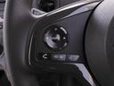◆オーディオリモコンスイッチ◆ハンドルにスイッチが装備されてます。視点をそらすことなく、ボリューム調整・オーディオソース切替・選曲が出来ます。安全運転しながら操作が可能になりました。