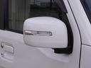 ◆ドアミラーウインカー◆ドアミラーにウインカーを装備しています。対向車に自身の進行方向を合図し安全に運転できます。