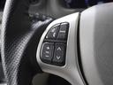 ◆オーディオリモコンスイッチ◆ハンドルにスイッチが装備されてます。視点をそらすことなく、ボリューム調整・オーディオソース切替・選曲が出来ます。安全運転しながら操作が可能になりました。