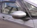 ◆ドアミラーウインカー◆ドアミラーにウインカーを装備しています。対向車に自身の進行方向を合図し安全に運転できます。