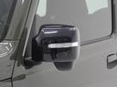 ◆ドアミラーウインカー◆ドアミラーにウインカーを装備しています。対向車に自身の進行方向を合図し安全に運転できます。