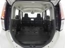 リアシートを使用しない時は倒せば更に広々ラゲッジスペースの出来上がりです、たくさんの荷物が積み込み可能です！