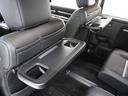 ◆シートバックテーブル◆フロントシートの背面に後席用のテーブルがついています。小物が置けて！カップホルダーもあります、ドライブ中や休憩時にも便利なテーブルです。
