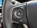 ◆オーディオリモコンスイッチ◆ハンドルにスイッチが装備されてます。視点をそらすことなく、ボリューム調整・オーディオソース切替・選曲が出来ます。安全運転しながら操作が可能になりました。