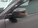 ◆ドアミラーウインカー◆ドアミラーにウインカーを装備しています。対向車に自身の進行方向を合図し安全に運転できます。