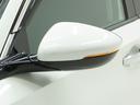 ◆ドアミラーウインカー◆ドアミラーにウインカーを装備しています。対向車に自身の進行方向を合図し安全に運転できます。