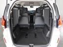 サードシートは跳ね上げ式。使用しない場合は荷室の拡大ができます。さらに広々なラゲッジスペースの出来上がりです！