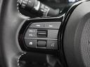 ◆オーディオリモコンスイッチ◆ハンドルにスイッチが装備されてます。視点をそらすことなく、ボリューム調整・オーディオソース切替・選曲が出来ます。安全運転しながら操作が可能になりました。
