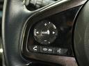 ◆オーディオリモコンスイッチ◆ハンドルにスイッチが装備されてます。視点をそらすことなく、ボリューム調整・オーディオソース切替・選曲が出来ます。安全運転しながら操作が可能になりました。