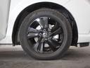 アルミホイール装着車です！これで足元まわりもおしゃれにきまります！