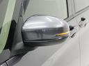 ◆ドアミラーウインカー◆ドアミラーにウインカーを装備しています。対向車に自身の進行方向を合図し安全に運転できます。