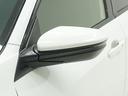 ◆ドアミラーウインカー◆ドアミラーにウインカーを装備しています。対向車に自身の進行方向を合図し安全に運転できます。