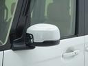 ◆ドアミラーウインカー◆ドアミラーにウインカーを装備しています。対向車に自身の進行方向を合図し安全に運転できます。