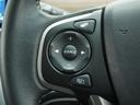 ◆オーディオリモコンスイッチ◆ハンドルにスイッチが装備されてます。視点をそらすことなく、ボリューム調整・オーディオソース切替・選曲が出来ます。安全運転しながら操作が可能になりました。