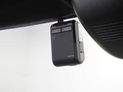 ◆ドライブレコーダー◆映像・音声などを記録する自動車用の装置です。　もしもの事故の際の記録はもちろん、旅行の際の思い出としてドライブの映像を楽しむことができます。 5