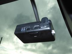 ���ɥ饤�֥쥳�������������������ʤɤ�Ͽ���뼫ư���Ѥ����֤Ǥ������⤷��λ��Τκݤε�Ͽ�Ϥ������ι�Ԥκݤλפ��ФȤ��ƥɥ饤�֤α�����ڤ��ळ�Ȥ��Ǥ��ޤ��� 6