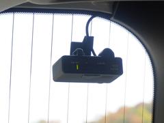 ���ꥢ�ˤ�ɥ饤�֥쥳���������������Ƥ���ޤ��������������ʤɤ�Ͽ���뼫ư���Ѥ����֤Ǥ����⤷��λ��Τκݤε�Ͽ�Ϥ������ι�Ԥκݤλפ��ФȤ��ƥɥ饤�֤α�����ڤ��ळ�Ȥ��Ǥ��ޤ��� 6