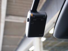 ���ɥ饤�֥쥳�������������������ʤɤ�Ͽ���뼫ư���Ѥ����֤Ǥ������⤷��λ��Τκݤε�Ͽ�Ϥ������ι�Ԥκݤλפ��ФȤ��ƥɥ饤�֤α�����ڤ��ळ�Ȥ��Ǥ��ޤ��� 5