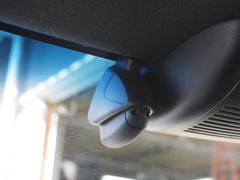 ���ꥢ�ˤ�ɥ饤�֥쥳���������������Ƥ���ޤ��������������ʤɤ�Ͽ���뼫ư���Ѥ����֤Ǥ����⤷��λ��Τκݤε�Ͽ�Ϥ������ι�Ԥκݤλפ��ФȤ��ƥɥ饤�֤α�����ڤ��ळ�Ȥ��Ǥ��ޤ��� 6