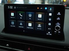 �ǣ�������ܤΥǥ����ץ쥤�����ʤ��饹�ޡ��ȥե���ʤɤǻȤäƤ��륢�ץ��ɥ饤�֤Ǥ⥷����쥹�˻Ȥ��뤳�Ȥǡ���������ǥѡ����ʥ饤�����줿��Ŭ�ʥ�ӥ�ƥ��饤�դ�¸����ޤ��� 3