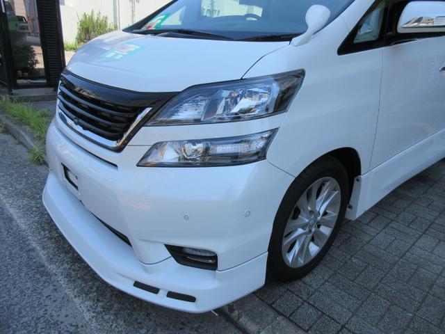 ヴェルファイア ３．５Ｚ　Ｇエディション　ディーラー整備／タイヤＲＥＧＮＯ／禁煙車／自動駐車システム／サンルーフ／両側パワスラ／パワーシート／パワーオットマン／パワーバックドア／コーナーセンサー／ナビ／ＴＶ／サイド・フロント・バックカメラ（12枚目）
