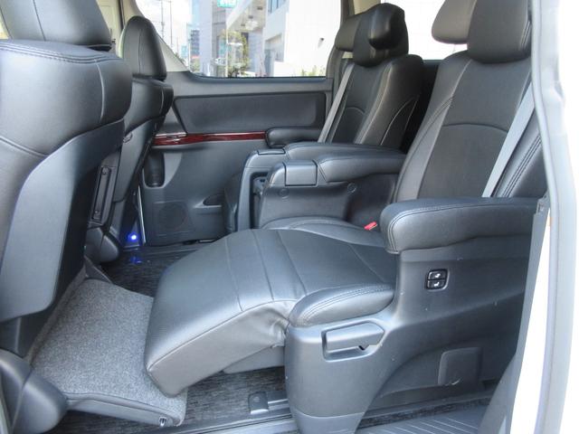 ヴェルファイア ３．５Ｚ　Ｇエディション　ディーラー整備／タイヤＲＥＧＮＯ／禁煙車／自動駐車システム／サンルーフ／両側パワスラ／パワーシート／パワーオットマン／パワーバックドア／コーナーセンサー／ナビ／ＴＶ／サイド・フロント・バックカメラ（64枚目）