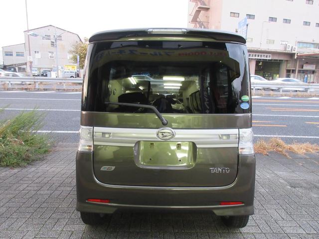 タント カスタムＲＳ　ターボ車　ナビ　フルセグＴＶ　左側パワースライドドア　スマートキー　ＨＩＤ　ＢｌｕｅｔｏｏｔｈＡｕｄｉｏ（6枚目）