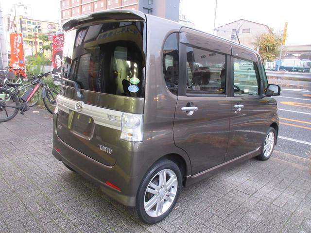 タント カスタムＲＳ　ターボ車　ナビ　フルセグＴＶ　左側パワースライドドア　スマートキー　ＨＩＤ　ＢｌｕｅｔｏｏｔｈＡｕｄｉｏ（7枚目）