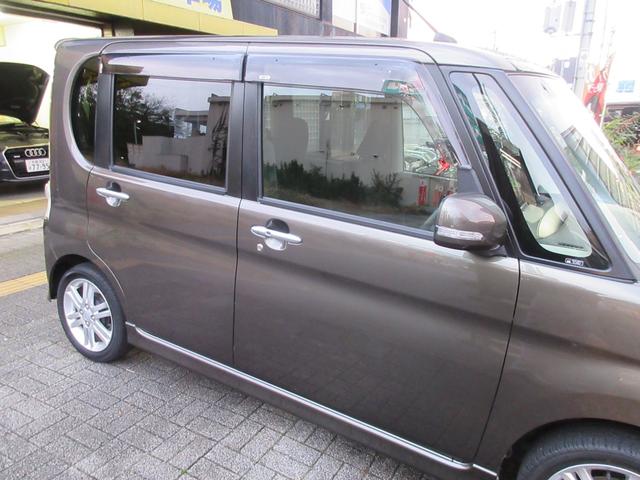 タント カスタムＲＳ　ターボ車　ナビ　フルセグＴＶ　左側パワースライドドア　スマートキー　ＨＩＤ　ＢｌｕｅｔｏｏｔｈＡｕｄｉｏ（9枚目）