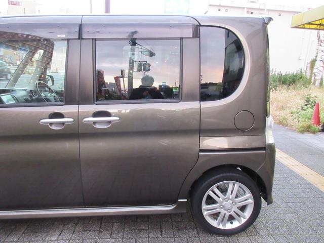 タント カスタムＲＳ　ターボ車　ナビ　フルセグＴＶ　左側パワースライドドア　スマートキー　ＨＩＤ　ＢｌｕｅｔｏｏｔｈＡｕｄｉｏ（18枚目）