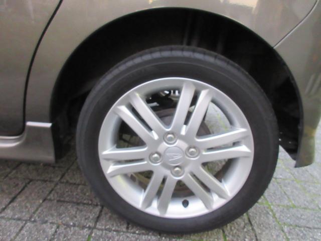 タント カスタムＲＳ　ターボ車　ナビ　フルセグＴＶ　左側パワースライドドア　スマートキー　ＨＩＤ　ＢｌｕｅｔｏｏｔｈＡｕｄｉｏ（19枚目）