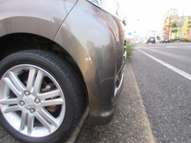 タント カスタムＲＳ　ターボ車　ナビ　フルセグＴＶ　左側パワースライドドア　スマートキー　ＨＩＤ　ＢｌｕｅｔｏｏｔｈＡｕｄｉｏ（29枚目）