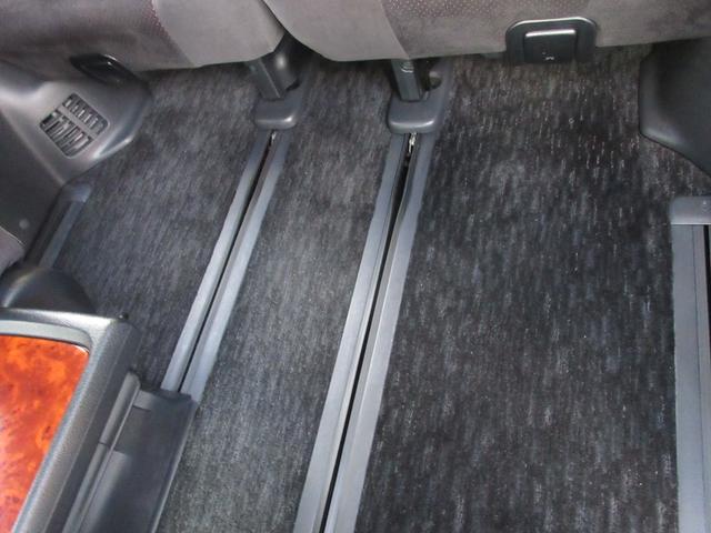 ヴェルファイア 2.4Z プラチナセレクションII トヨタディーラー整備/禁煙車/両側パワースライド/パワーバックドア/純正HDDナビ/フルセグTV(走行中視聴可)/バックカメラ/ETC/クリアランスソナー/プッシュスタート/スマートキー(64枚目)