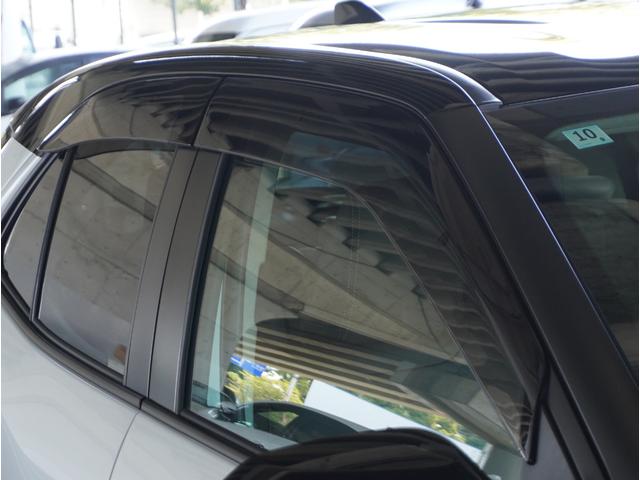 ヤリスクロス ハイブリッドＺ　１オーナー　　全方位カメラ　前後ドラレコ　前後コーナーセンサー　電動シート　シート＆ステアリングヒーター　ＥＴＣ２．０　アダプティブクルーズコントロール　ブラインドスポットモニター　電子パーキング（12枚目）