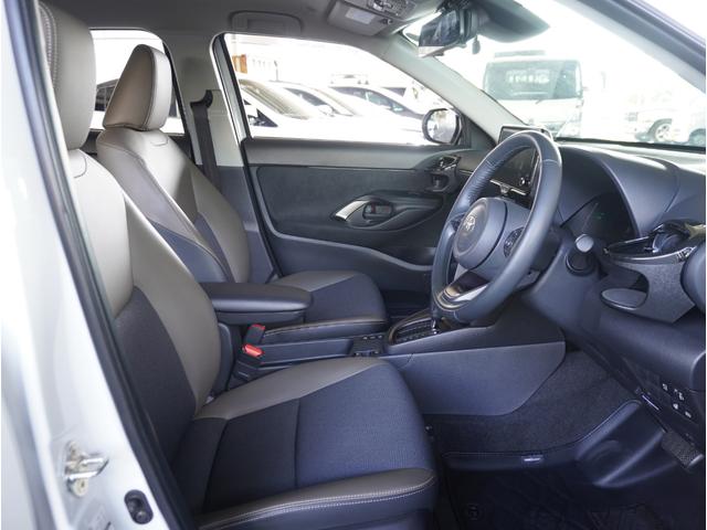 ヤリスクロス ハイブリッドＺ　１オーナー　　全方位カメラ　前後ドラレコ　前後コーナーセンサー　電動シート　シート＆ステアリングヒーター　ＥＴＣ２．０　アダプティブクルーズコントロール　ブラインドスポットモニター　電子パーキング（23枚目）