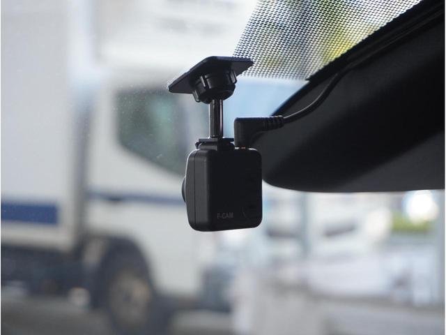 ヤリスクロス ハイブリッドＺ　１オーナー　　全方位カメラ　前後ドラレコ　前後コーナーセンサー　電動シート　シート＆ステアリングヒーター　ＥＴＣ２．０　アダプティブクルーズコントロール　ブラインドスポットモニター　電子パーキング（70枚目）