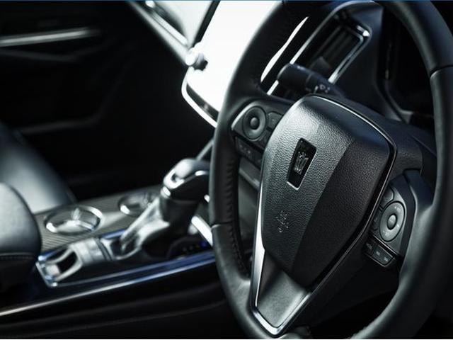 ヤリスクロス ハイブリッドＺ　１オーナー　　全方位カメラ　前後ドラレコ　前後コーナーセンサー　電動シート　シート＆ステアリングヒーター　ＥＴＣ２．０　アダプティブクルーズコントロール　ブラインドスポットモニター　電子パーキング（73枚目）