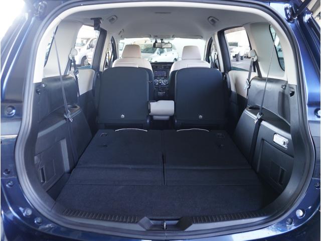 プレマシー ２０Ｓ－スカイアクティブ　セレーブル　７人乗り　弊社指定国産新品タイヤ　ナビ　バックカメラ　片側電動スライドドア　ＥＴＣ　パドルシフト　フルセグＴＶ　Ｂｌｕｅｔｏｏｔｈ　スマートキー　ＨＩＤヘッドライト　１７インチ純正アルミホイール（31枚目）