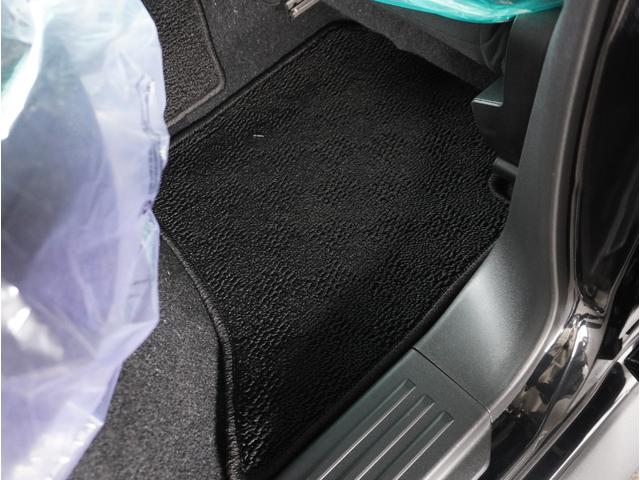 ジムニーノマド ＦＣ　登録済未使用車　デュアルカメラブレーキサポート　アダプティブクルーズコントロール　シートヒーター　障害物センサー　ＬＥＤヘッドライト　スマートキー　プッシュスタート　１５インチ純正アルミ　フロアマット（68枚目）