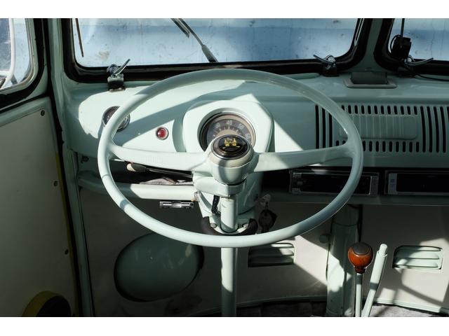ベースグレード 1965 ワーゲンバス タイプ2(26枚目)