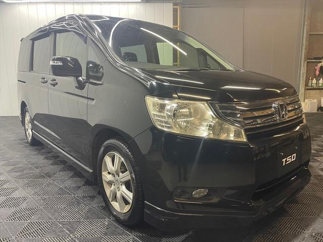 ステップワゴン G Lパッケージ 8人乗り 両側電動スライドドア 社外エアロ 社外マフラー 社外ナビ 地デジ Bluetoothオーディオ バックカメラ ETC搭載 LEDフォグ(5枚目)