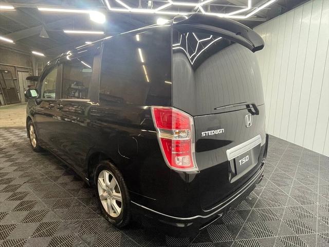 ステップワゴン G Lパッケージ 8人乗り 両側電動スライドドア 社外エアロ 社外マフラー 社外ナビ 地デジ Bluetoothオーディオ バックカメラ ETC搭載 LEDフォグ(8枚目)