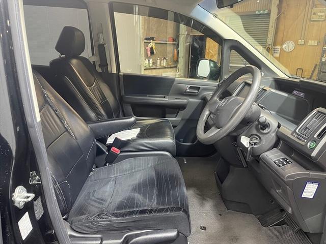 ステップワゴン G Lパッケージ 8人乗り 両側電動スライドドア 社外エアロ 社外マフラー 社外ナビ 地デジ Bluetoothオーディオ バックカメラ ETC搭載 LEDフォグ(35枚目)