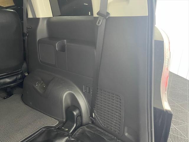 ステップワゴン G Lパッケージ 8人乗り 両側電動スライドドア 社外エアロ 社外マフラー 社外ナビ 地デジ Bluetoothオーディオ バックカメラ ETC搭載 LEDフォグ(50枚目)