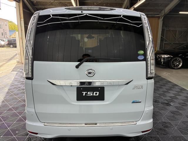 セレナ ハイウェイスターＳ－ＨＶアドバンスドセーフティパック　ＬＥＤヘッドライト　フロントフォグランプ　両側電動スライドドア　純正ナビ　地デジ　アラウンドビューモニター　エマージェンシーブレーキ　Ｂｌｕｅｔｏｏｔｈ　ガイドライン付きバックカメラ（17枚目）